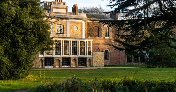 Ealing