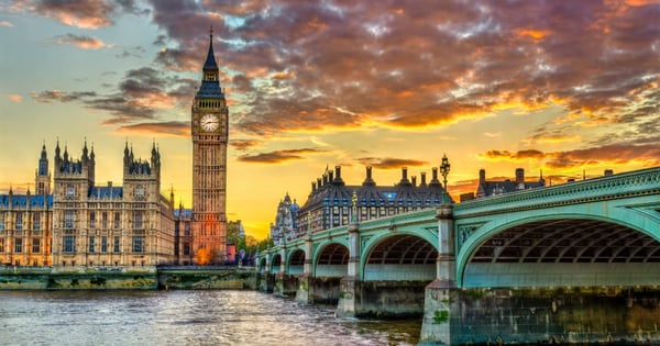 Big Ben and Houses of Parliament London